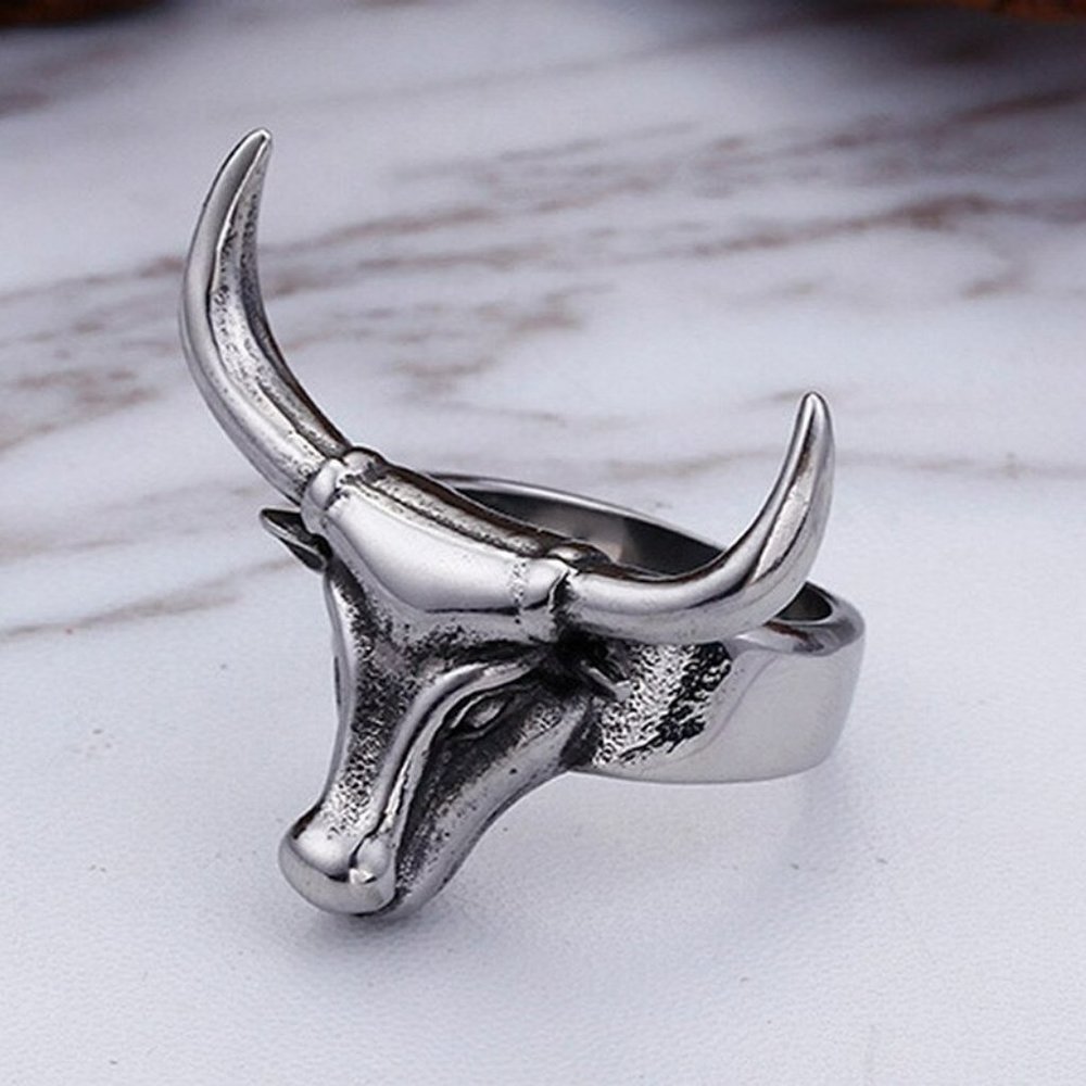 Vintage Bull Horns Skull Open Antique Silver Ring